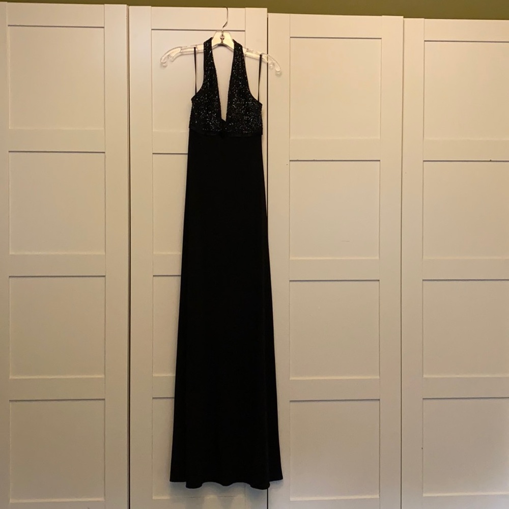 Long dress with sequins on top